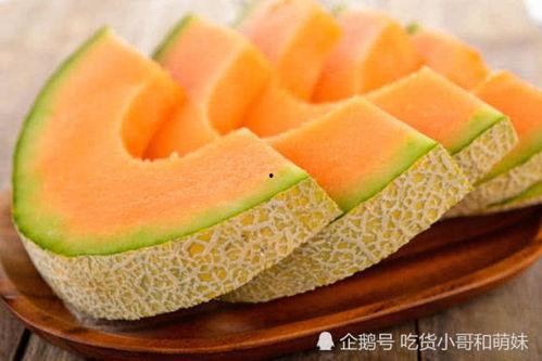 凯蒂猫妹妹吃哈密瓜视频,萌态十足引网友热议